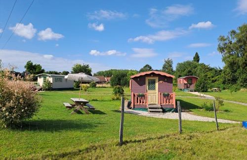 Berthen Other | Unique Monts de Flandre: Family-Friendly Retreat Awaits