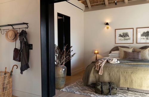 Thorny Bush Game Reserve Cabin | Indulge at Monwana: 5-Star Oasis with Spa & Private Pool