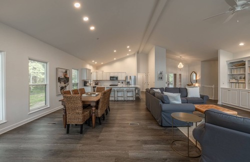 Innsbrook House | Experience Mood Swing: Oceanfront Retreat with Spa & Pool
