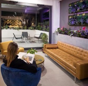 Terranuova Bracciolini Hotel | Smart & Cozy Hotel with Dining and Family-Friendly Amenities