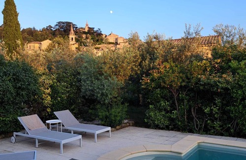 Bonnieux Villa | Beautifully Renovated Villa with Pool and Scenic Views