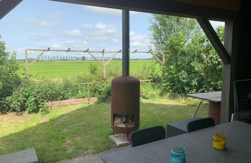 Den Horn Apartment | Child-Friendly Mooie Schuur Apartment in Den Horn, Rated 8.7