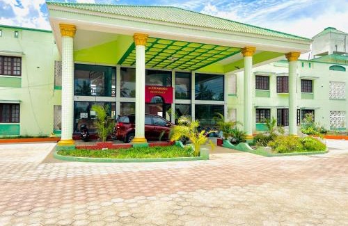 Thirukadaiyur Hotel | Discover Mookambigai Residency: A Family-Friendly Retreat