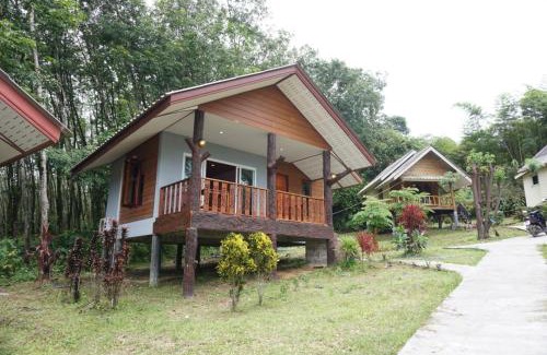 Ko Yao Villa | Relaxing Mookanda Bungalow with Private Beach & Spa