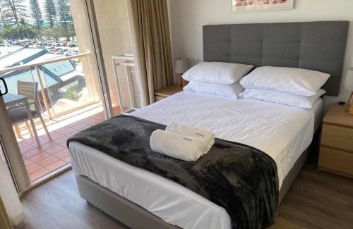 Mooloolaba Apartment | Experience Mooloolaba Beach Apartment with Oceanfront Views