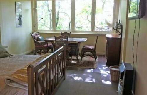 Hepburn Springs House | Discover Mooltan House: Family-Friendly Stay with Pool