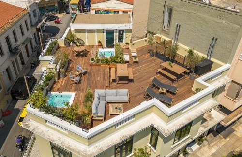Thissio Hotel | Elegant Moon And Stars Athens with Hot Tub & Breakfast
