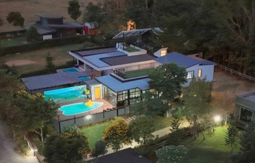 Pong Ta Long House | Idyllic Moon Heart Village Khao Yai Pool Villa Retreat