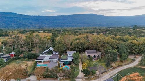 Pong Ta Long House | Idyllic Moon Heart Village Khao Yai Pool Villa Retreat