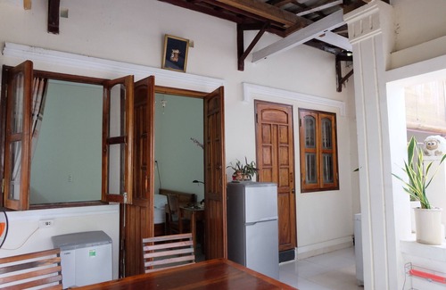 Tran Phu Beach House | Budget-Friendly Getaway at Moon House - East Side