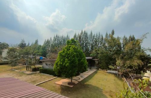 Pong Ta Long Bed & Breakfast | Discover Moon Loft: Family-Friendly Stay in Khao Yai