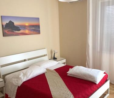 Pescara House | Discover Moon River Guest House: Pet-Friendly Retreat
