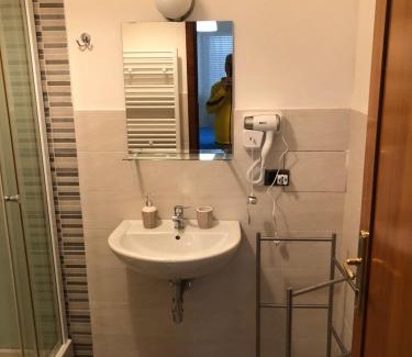 Pescara House | Discover Moon River Guest House: Pet-Friendly Retreat