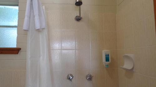 Kempsey Hotel | Relax at Moon River Motor Inn with Oceanfront Views