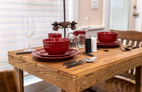 Satin Cabin | Moon River Ranch - Magnolia Cabin