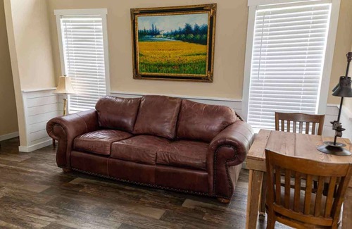 Satin Cabin | Moon River Ranch - Magnolia Cabin