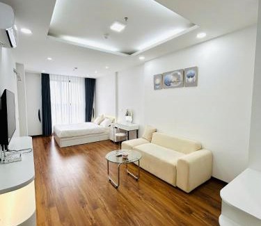 Bac Ninh Apartment | Moon Room Green Pearl Bac Ninh: Beachfront Bliss Awaits