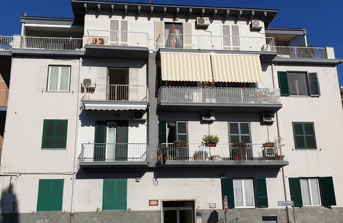 Pozzuoli Apartment | Enchanting Moon's Fault Hotel in Pozzuoli, Naples