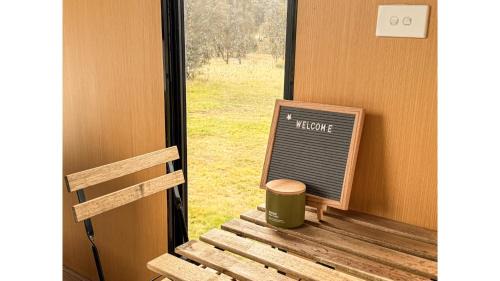 Limerick House | Moon Shadow: Pet-Friendly Retreat for Your Getaway