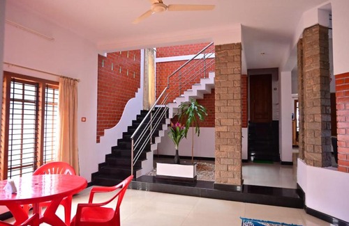Vijayanagar Villa | Pet-Friendly Moon Villa for Family Getaways