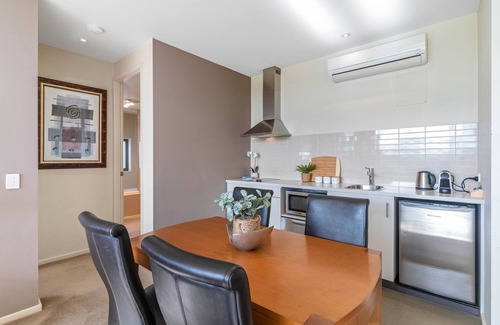 Fingal Apartment | Stunning Moonah Links Apartment with Golf & Hot Springs Access