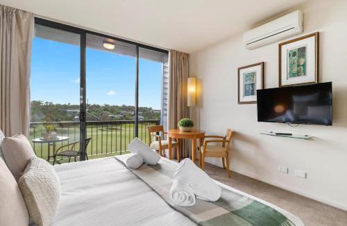 Fingal Apartment | Experience Moonah Links Apartments: Golf, Views & Relaxation