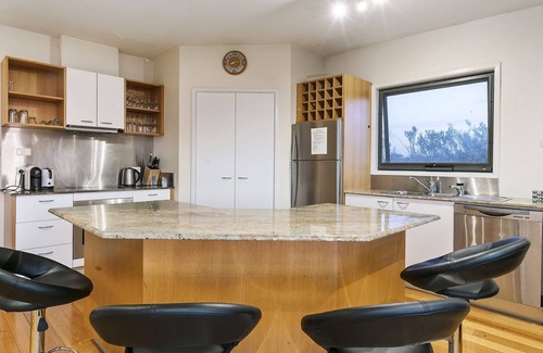 St. Andrews Beach House | Experience Moonah Ridge Hotels: Rated 9.8 with Ocean Views