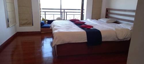 Mukteshwar House | Discover Moondrift Cottage: Pet & Child Friendly Retreat