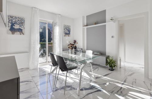 Cannobio Apartment | Discover Moonlight: Family-Friendly Escape with Pool Access