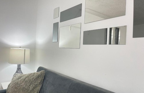 North Miami House | Discover MoonLight Suite Miami: Pet-Friendly Retreat