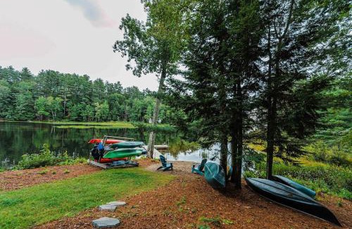 Belgrade House | Experience MoonLight Treehouse: Top-Rated Family Getaway