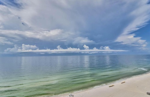 Gulf Shores Apartment | Budget-Friendly Moonraker Condos: Child Friendly Retreat
