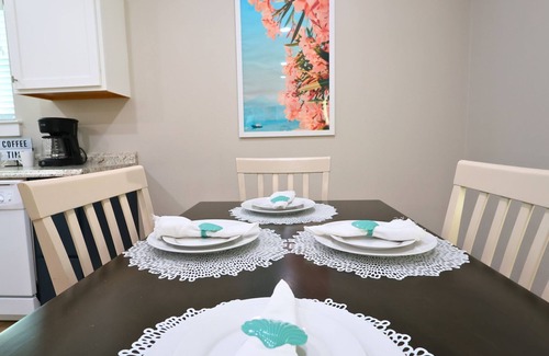 Fulton Cottage | Moonstone Cottage at The Oasis