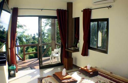 Baan Tai Resort | Oceanfront Moonstone Studio with Pool and Hot Tub Awaits