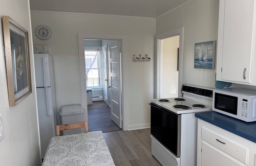 Old Orchard Beach Hotel | Experience Comfort at Moontide Motel Cabins & Apartments