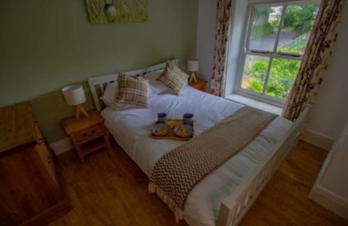 Lockton House | Pet-Friendly Haven at Moor View with Great Guest Ratings
