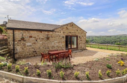 Barkisland House | Experience Moorbottom Stables: 4-Star Guest Rated Stay