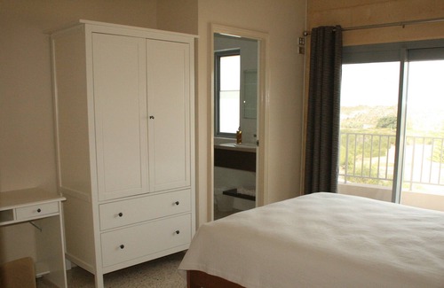 Guilderton House | Moore River Escape Guilderton - 360° Views - Free reliable WiFi