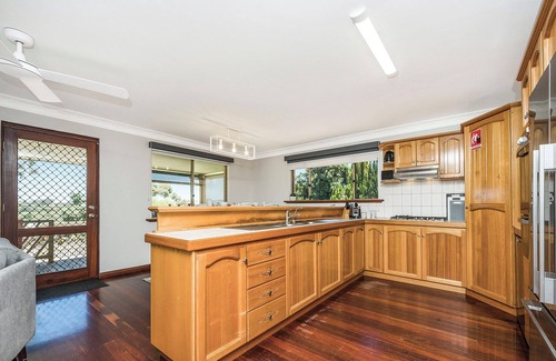 Guilderton House | Moore than a Shack - Ultimate coastal retreat