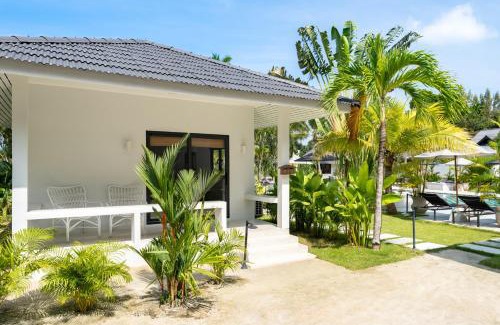 Mae Nam Hotel | Experience Moorea Boutique Resort Samui with Oceanfront Views