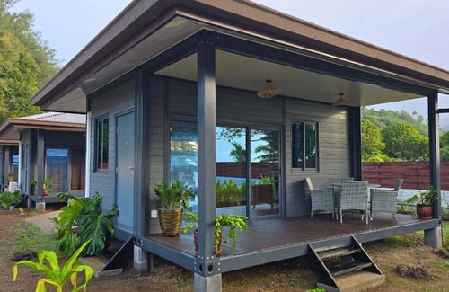 Moorea-Maiao Ski Chalet | MOOREA - Naku Kahi Bungalow 4 BeachView