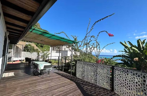 Moorea-Maiao Ski Chalet | MOOREA - Te Oaoa Home Sea View
