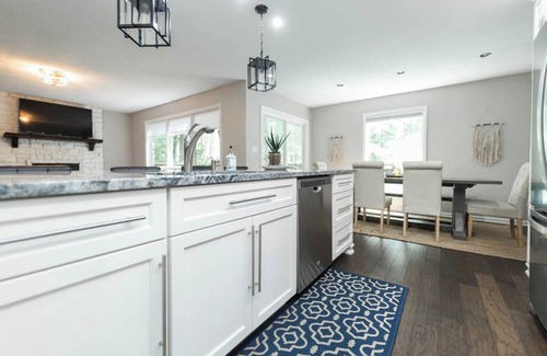Bloomington House | Modern Retreat with Game Room by IU - Rated 10/10!