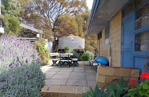Guilderton Cottage | Moorestone- Back to Yesteryear