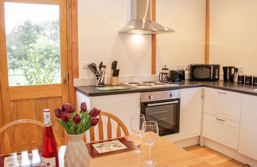 Felton Cottage | Family-Friendly Moorhen Lodge with Hot Tub in Kinnerley
