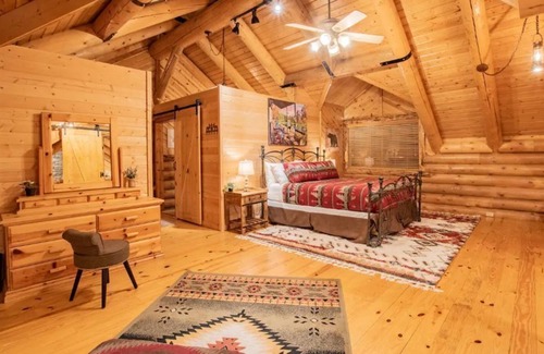 Highland Cabin | Moose & Bear Cabin at Timpanogos