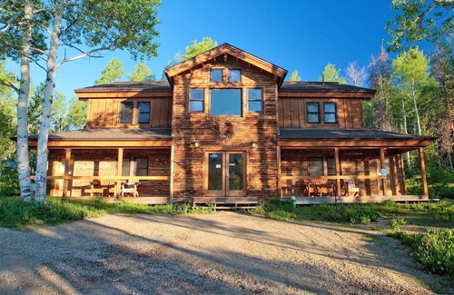 Clark Cabin | Guest Rated 10/10: Moose Cabin by Steamboat Lake