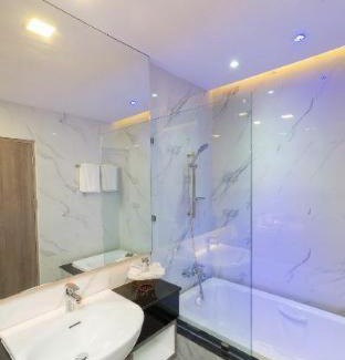 Wat Ket Hotel | Explore Moose Hotel Chiangmai: A 4-Star Oasis with Pool