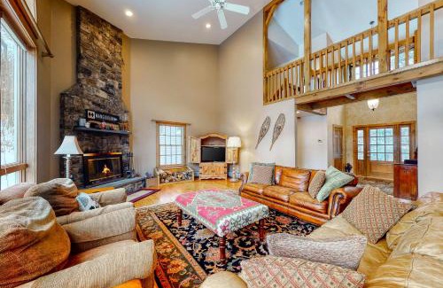 Sunday River Area House | Family-Friendly Moose Lodge: Your Next Adventure Awaits
