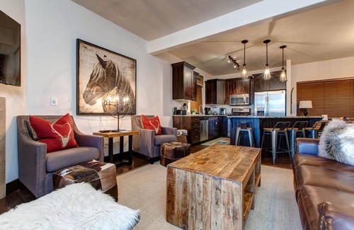 Bear Hollow Village Condo | Exceptional Bear Hollow Retreat with Hot Tub and Pool Access